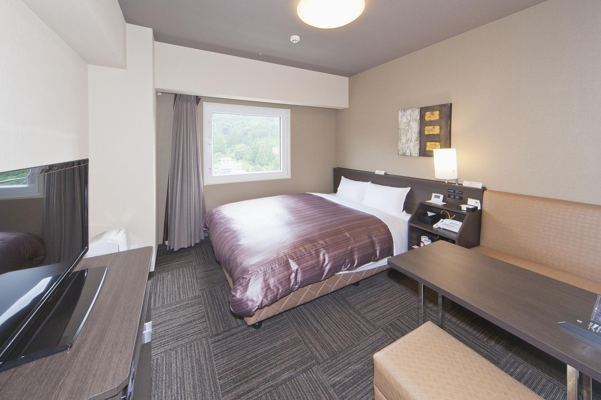 Hotel Route-Inn Saiki Ekimae Extérieur photo