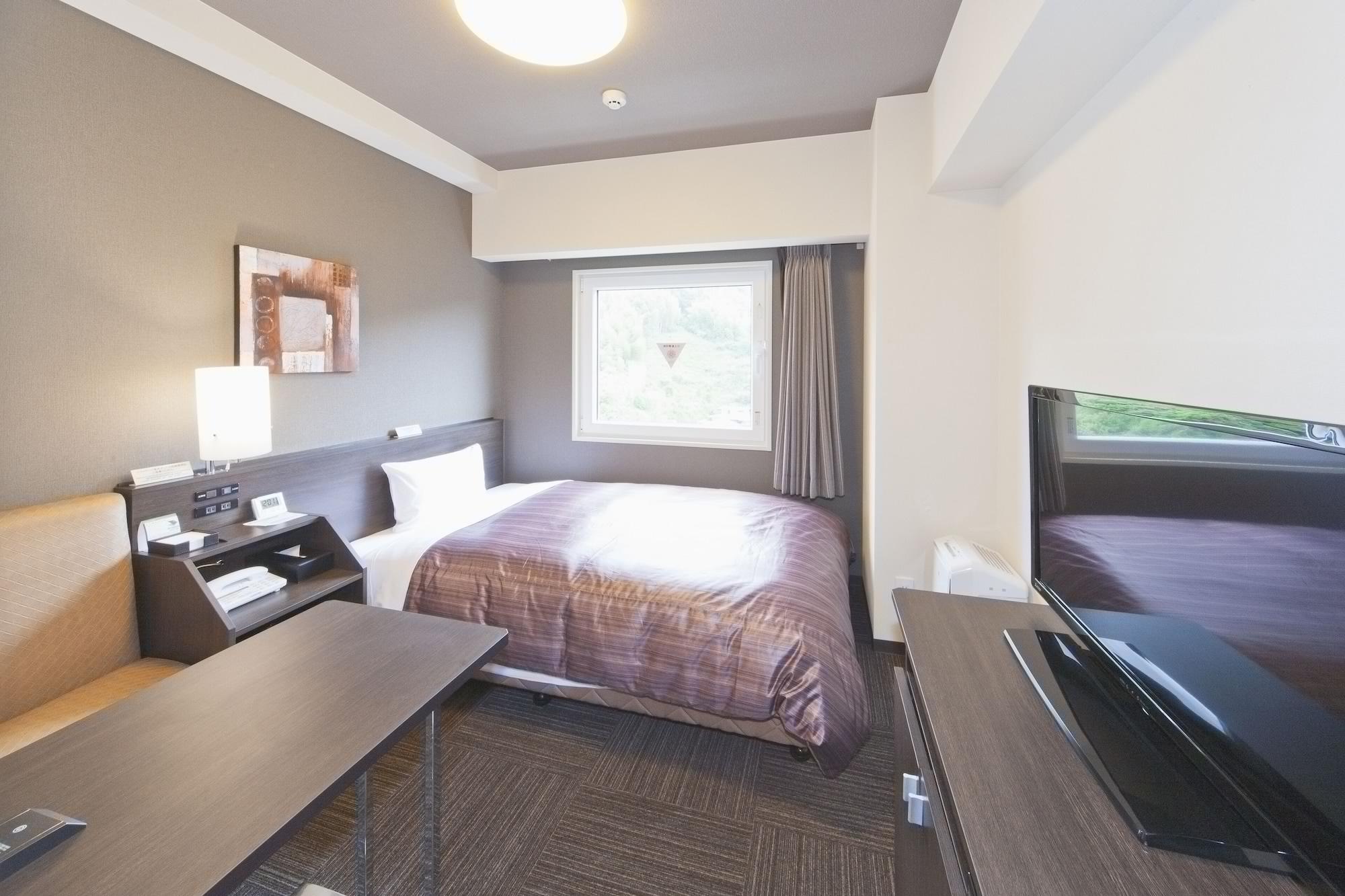 Hotel Route-Inn Saiki Ekimae Extérieur photo