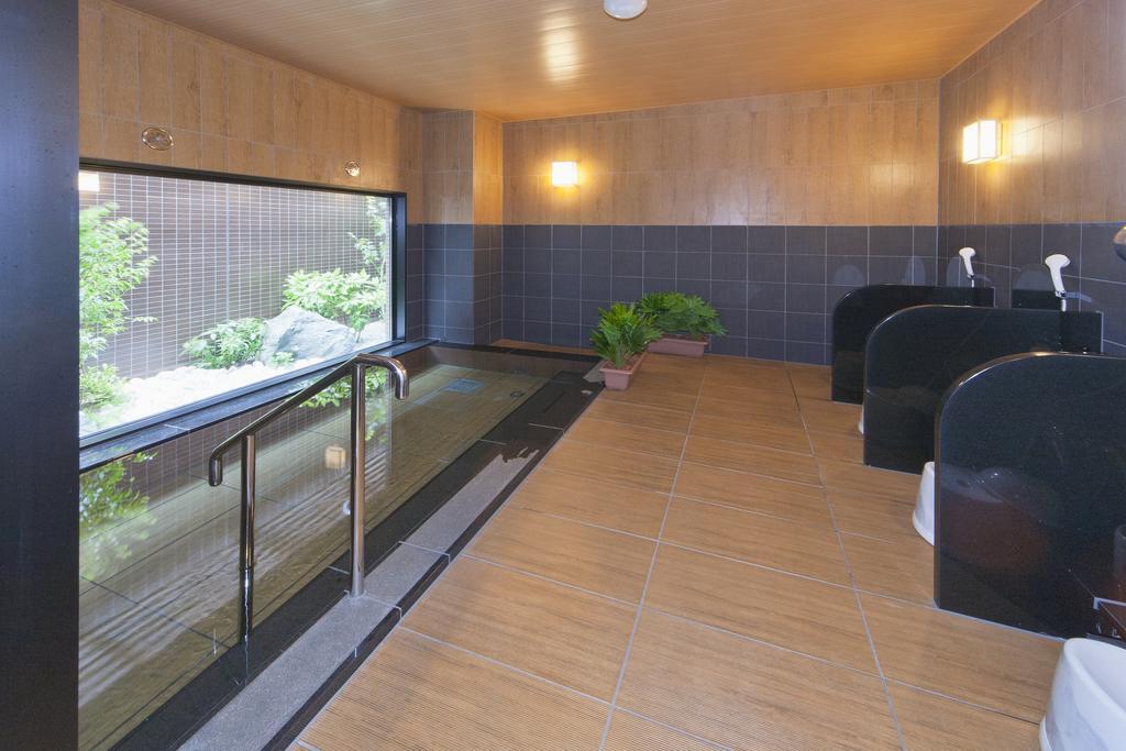 Hotel Route-Inn Saiki Ekimae Extérieur photo