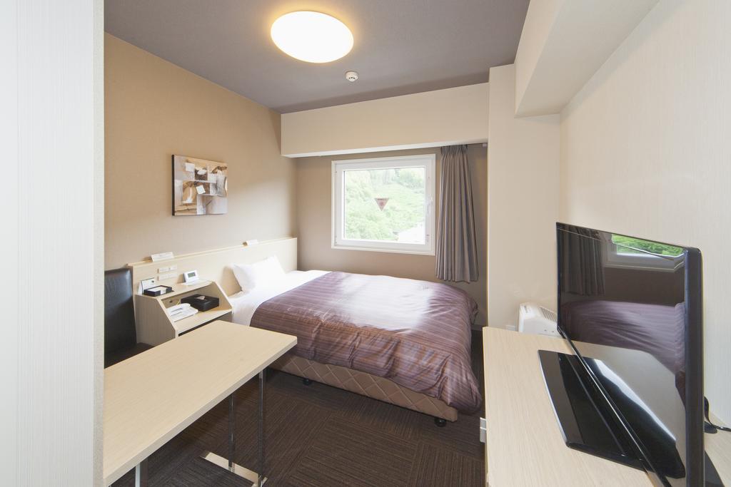 Hotel Route-Inn Saiki Ekimae Extérieur photo