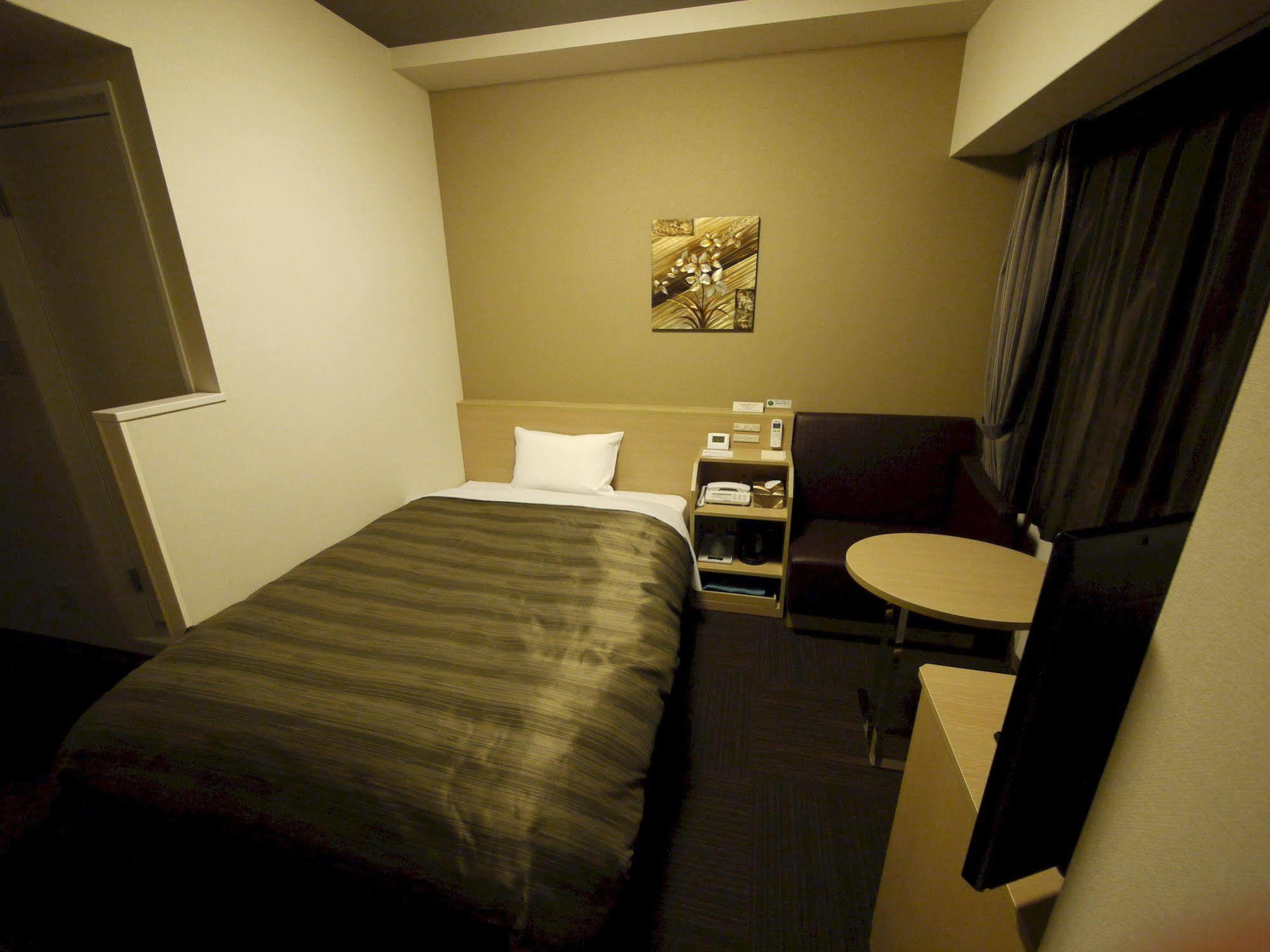 Hotel Route-Inn Saiki Ekimae Extérieur photo
